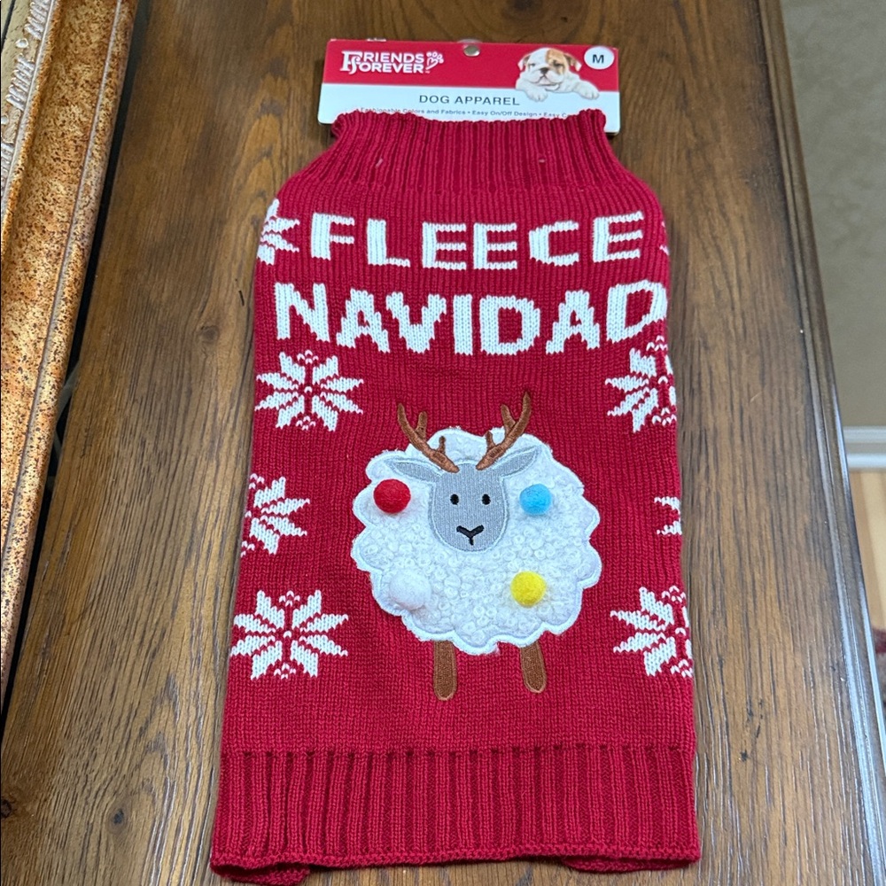 Red Holiday Forever Friends Dog Sweater - Fleece Navidad. Size M.